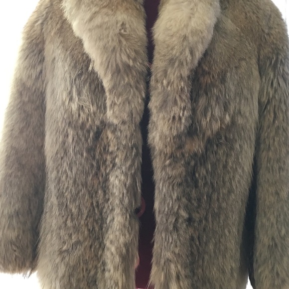 Coyote fur coat - Picture 11 of 14